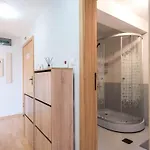 Cozy Space Near Grand Mall Apartament *