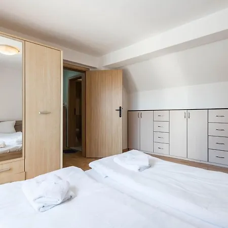 Cozy Space Near Grand Mall Apartment Varna